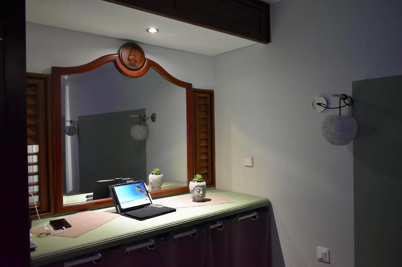 Apartment With 2 Pools Free Wifi And Parking At The Trinite Bay Residence Holiday home