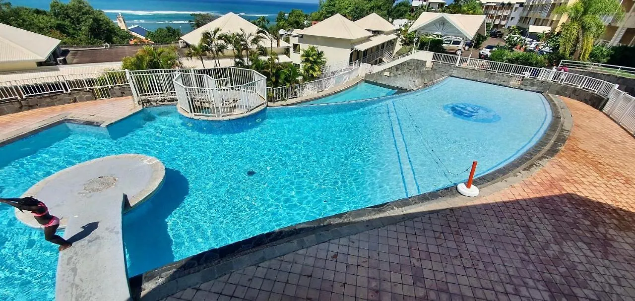 Holiday home Apartment With 2 Pools Free Wifi And Parking At The Trinite Bay Residence